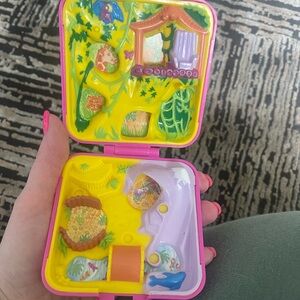 Vintage 1989 Polly pocket